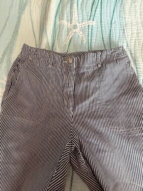 Women's Navy & White Pinstripe Straight-Leg Pants petites